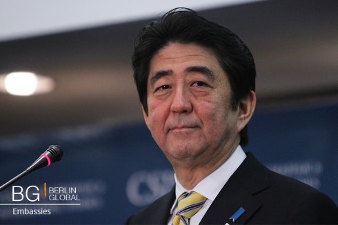 20160520_Prime_Minister_of_Japan.jpg