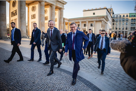 20260320_POLITICS_France_Germany_Berlin.png