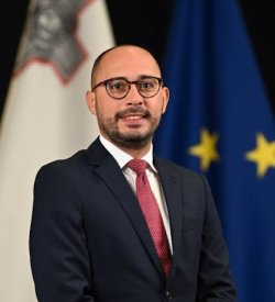 Geneva_Amb_Malta.jpeg
